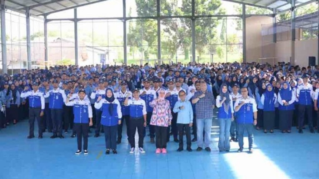 Ketua TP PKK Indira Yusuf Ismail Hadiri Halal Bihalal PDAM&nbsp;Makassar