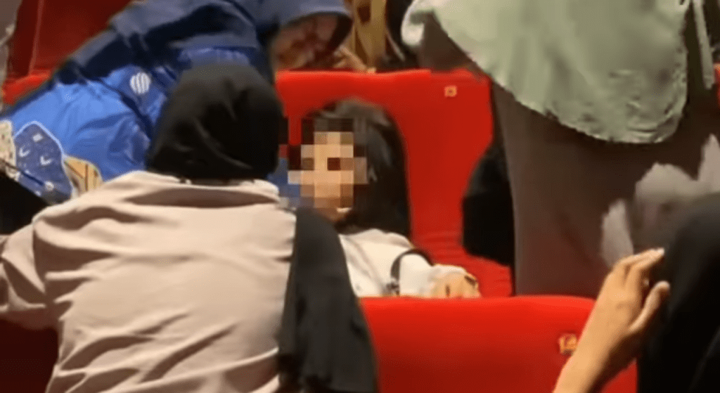 Viral, Penonton Film Badarawuhi Desa Penari Kesurupan di Bioskop Makassar