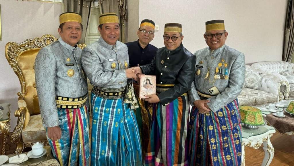 Pj Gubernur Sulsel Apresiasi Penerbitan Catatan Harian Arung Palakka oleh Perwira&nbsp;LPMT