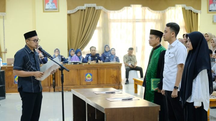 KPU Jeneponto Resmi Melantik 339 Anggota PPS, ini Pesan Pj&nbsp;Bupati