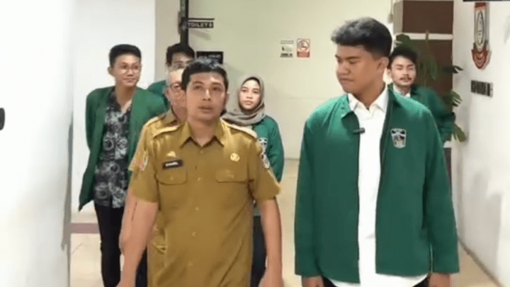 Kabag Humas dan Protokol DPRD Makassar Terima Kunjungan Mahasiswa&nbsp;KKLP