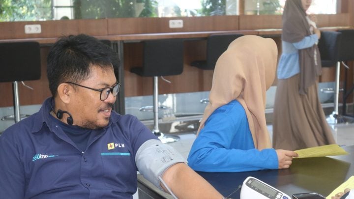 Meriahkan Hari Kemerdekaan, PLN Bersama UPT Transfusi Darah Sulawesi Selatan Gelar Donor Darah