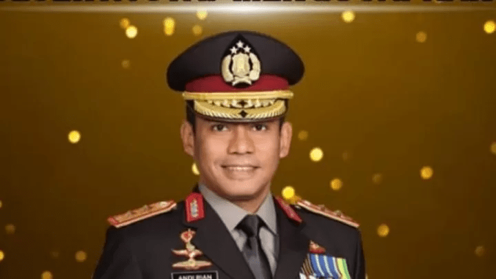 Kapolda Sulsel Irjen A Rian R Dimutasi ke Polda Sumatera Selatan, Ini Sosok Penggantinya!