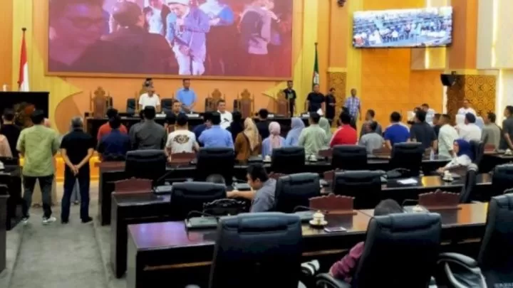 Jelang Pelantikan 50 Anggota Dewan Terpilih, DPRD Makassar Gelar Gladi&nbsp;Bersih